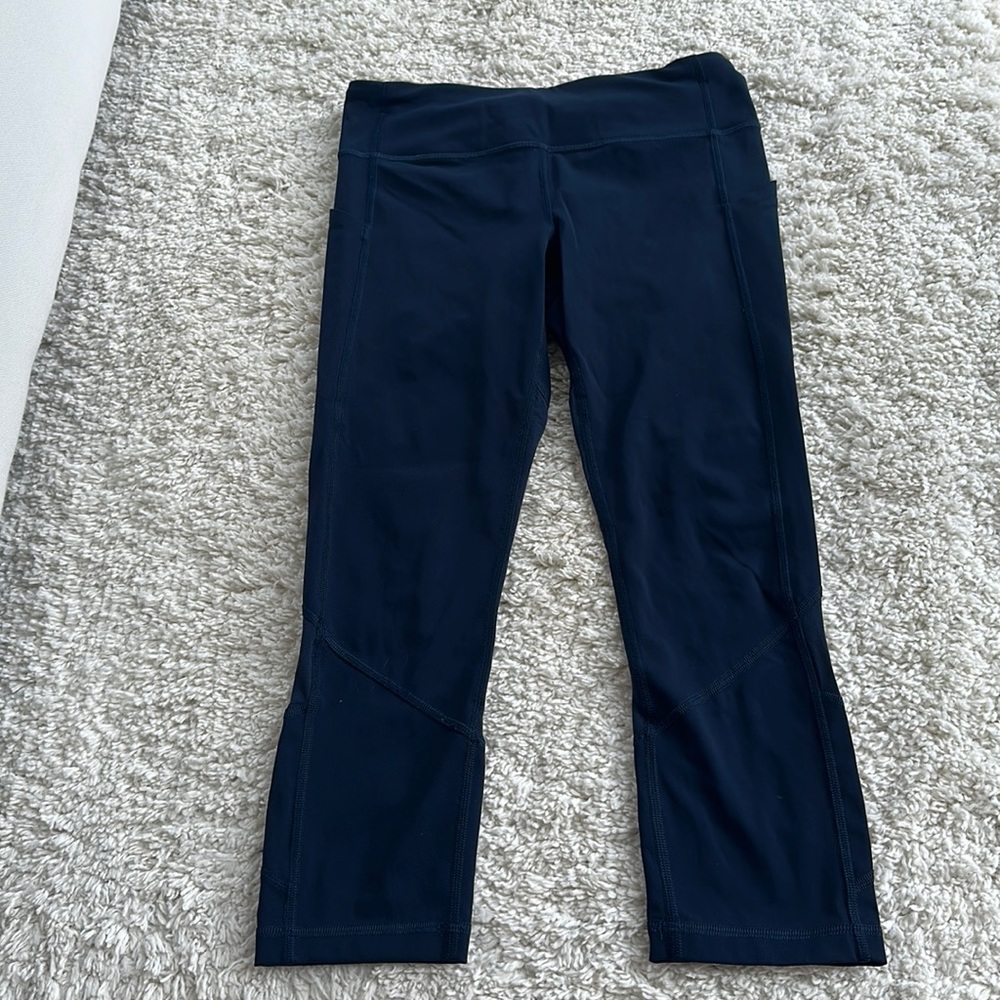 Athletic leggings